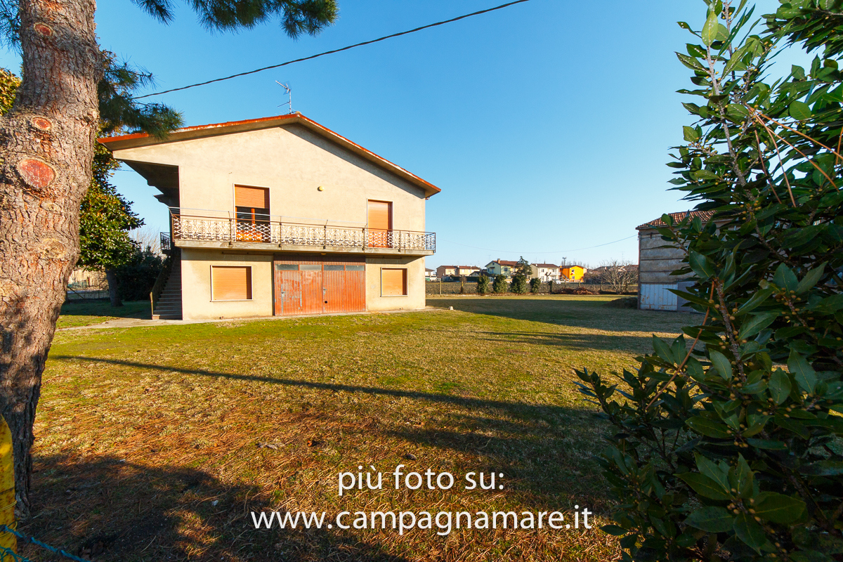 Villa LAGOSANTO vendita    Campagna Mare Immobili