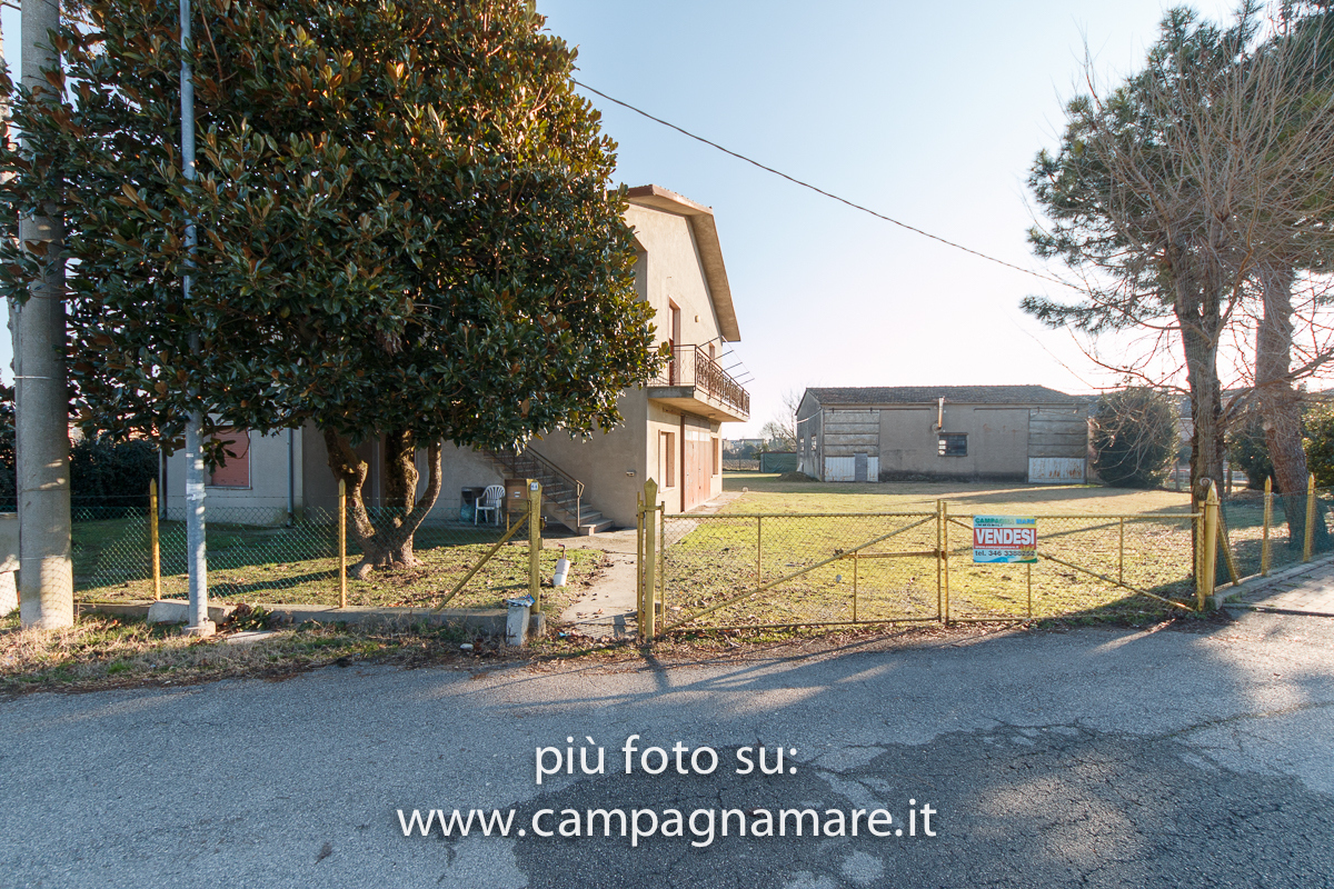 Villa LAGOSANTO vendita    Campagna Mare Immobili