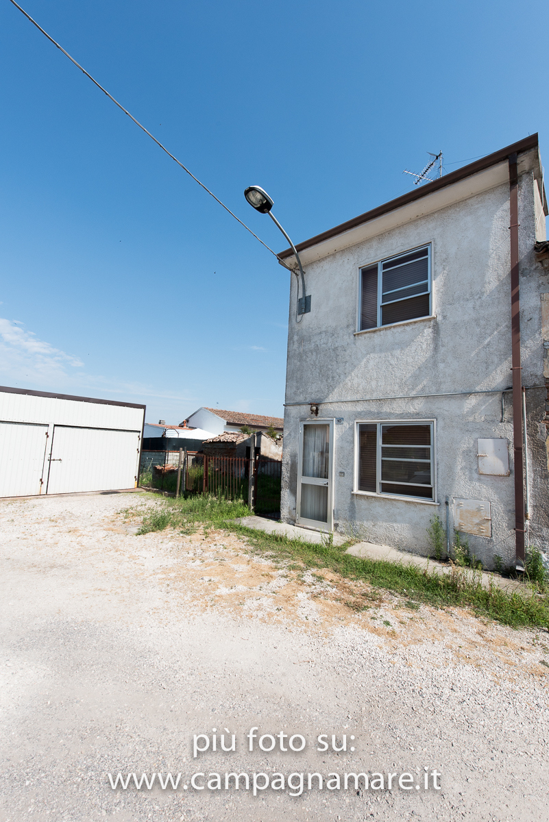  lagosanto vendita quart:  campagna-mare-immobili