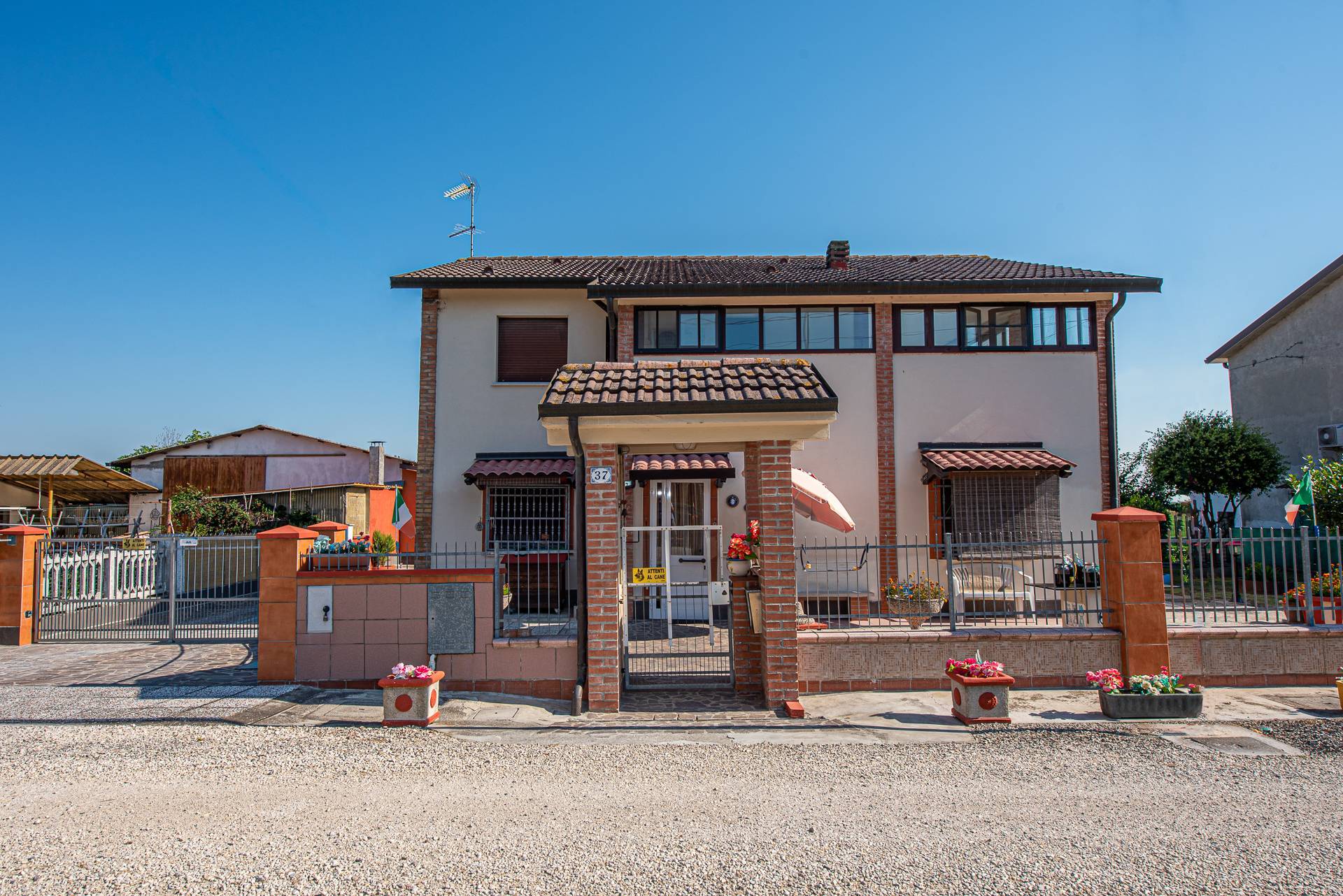 Villa Unifamiliare - Indipendente JOLANDA DI SAVOIA vendita    Campagna Mare Immobili