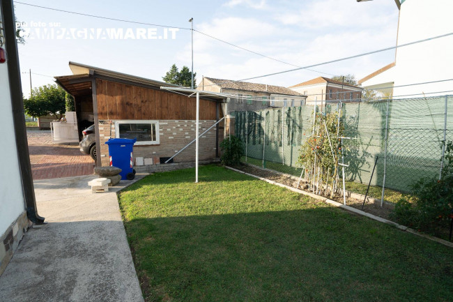 Casa indipendente in vendita a Ferrara (FE)