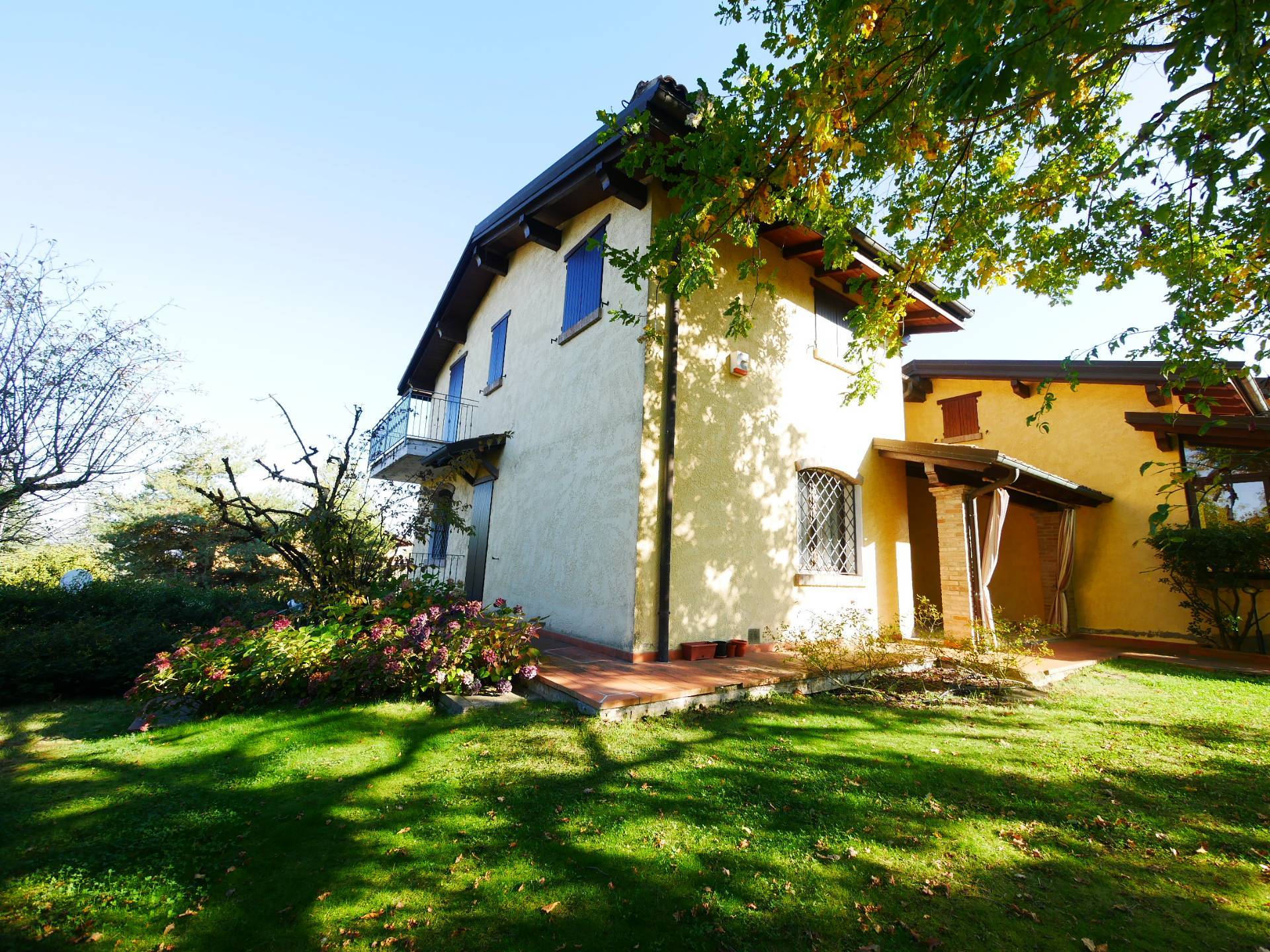 Villetta a schiera a Serramazzoni