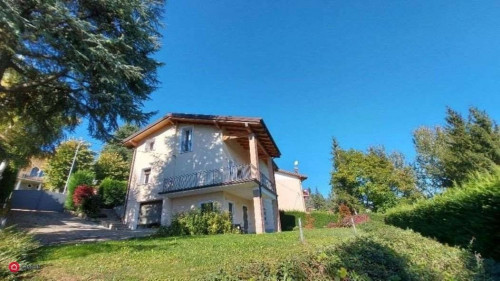 Villa Bifamiliare a Serramazzoni