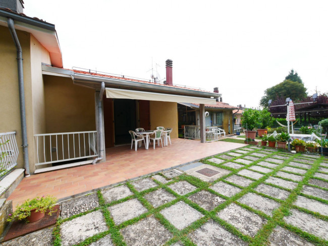 Appartamento con giardino a Serramazzoni