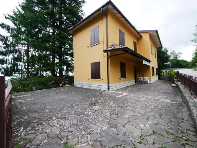 Casa indipendente a Serramazzoni