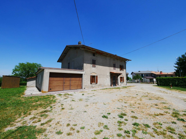 Casa indipendente a Serramazzoni