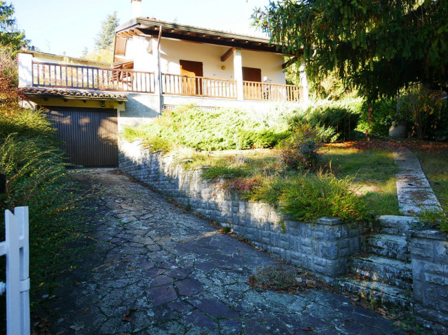 Villa a Serramazzoni
