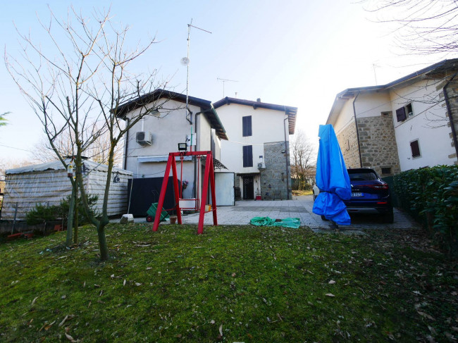 Porzione di casa indipendente a Pavullo nel Frignano