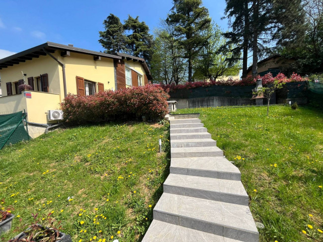 Villetta a schiera a Serramazzoni