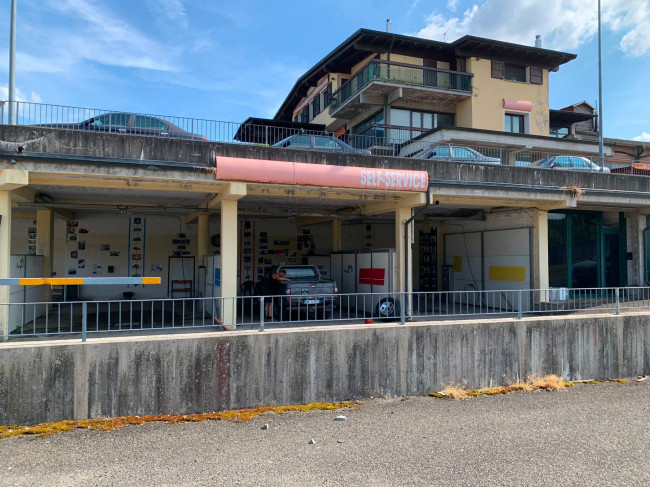 Attività commerciale a Serramazzoni