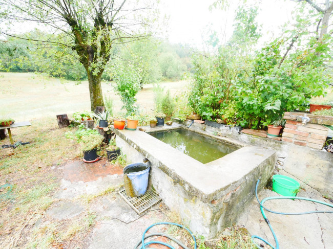 Podere con terreno a Serramazzoni