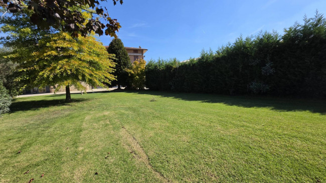 Villa Trifamiliare a Vignola
