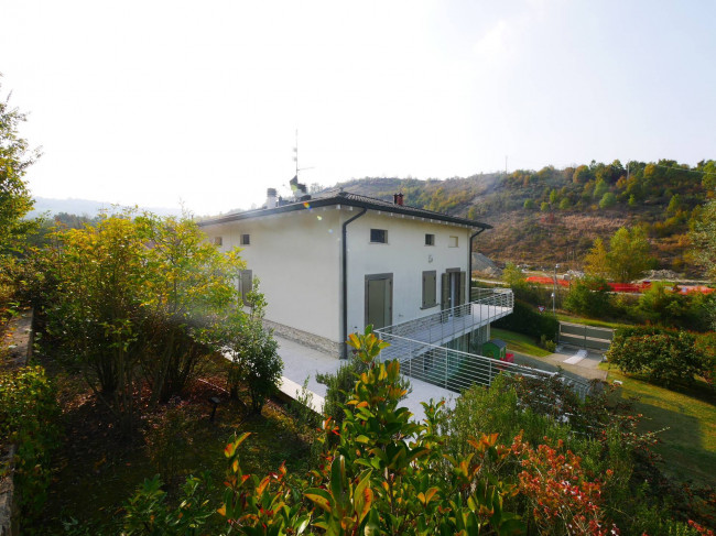 villa abbinata a Maranello