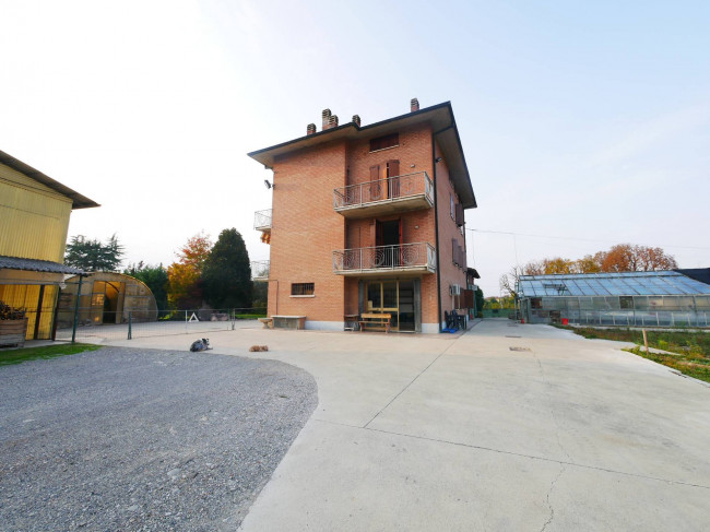 Appartamento con giardino a Vignola